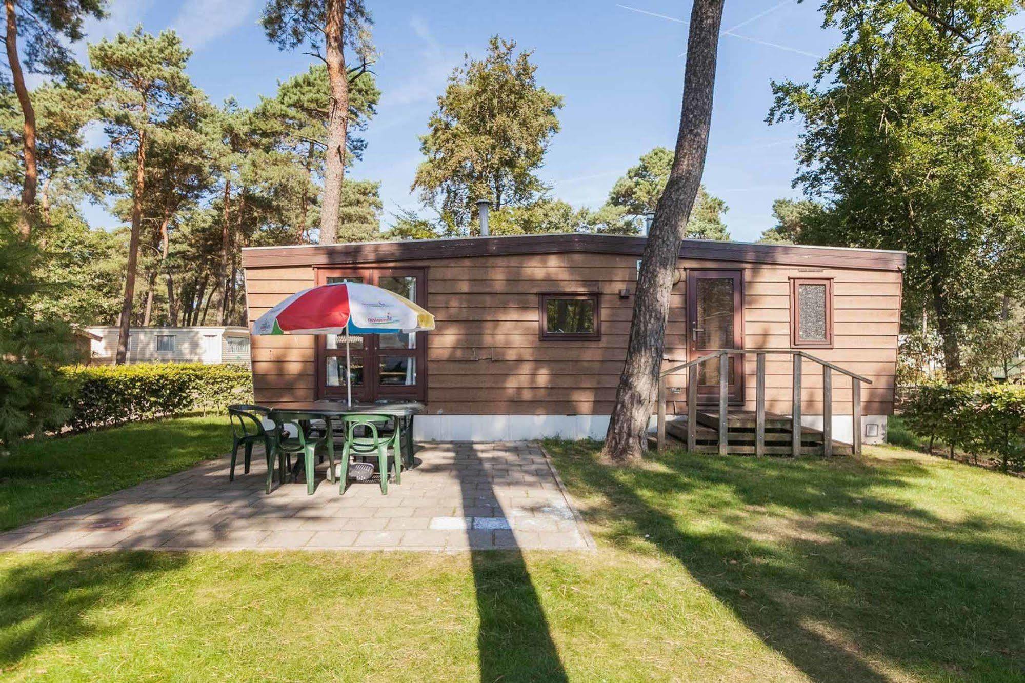 Oostappen Vakantiepark Arnhem Bv Exterior foto